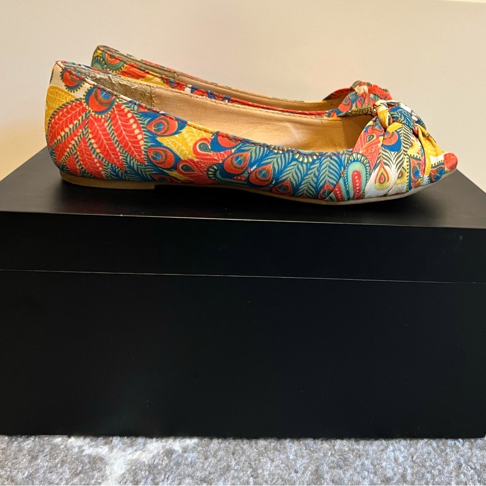 Colorful Women's Peep Toe Flats